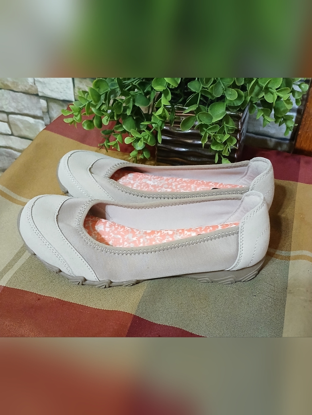 Faded Glory Memory Foam Tan Slip-on Shoes Womens Size 8.5 M